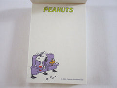 Cute Kawaii Peanuts Snoopy Mini Notepad / Memo Pad Kamio - F Vintage Theater - Stationery Designer Paper Collection