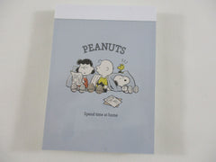 Cute Kawaii Peanuts Snoopy Mini Notepad / Memo Pad Kamio - B At Home - Stationery Designer Paper Collection