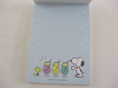 Cute Kawaii Peanuts Snoopy 4 x 6 Inch Notepad / Memo Pad - Stationery Designer Paper Collection