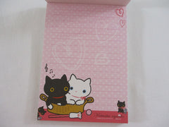 Cute Kawaii San-X Kutusita Nyanko Cat 4 x 6 Inch Notepad / Memo Pad - Stationery Designer Paper Collection